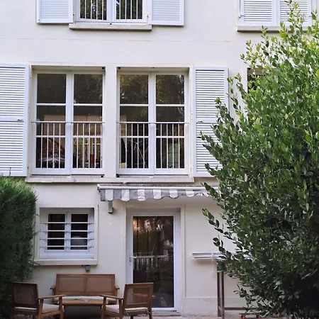 Διαμέρισμα Apartment